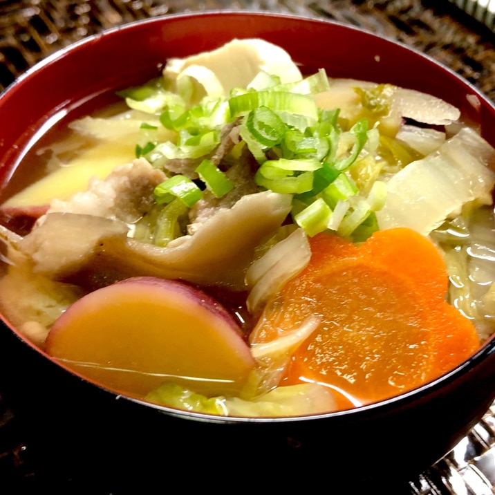 秋の具沢山味噌汁❤️食べる味噌汁栄養満点